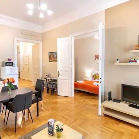 Orangehomes Kalvin Sq 2 Bedroom Apartment Будапешт Экстерьер фото